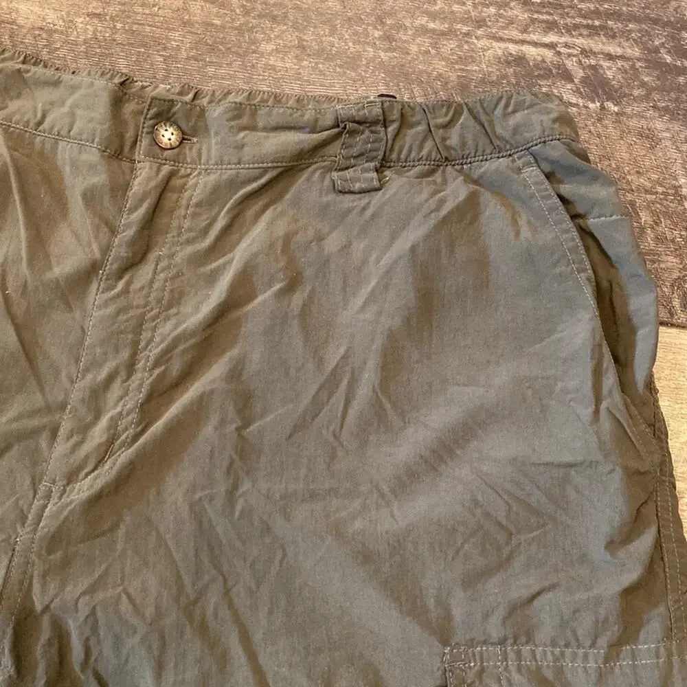 THE NORTH FACE Outdoor Hiking Cargo Shorts Dark Green  XL